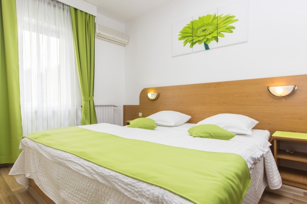 Hotel Zlatna ribica Pansion